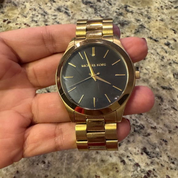 Michael Kors Black Dial Gold Watch - Picture 1 of 5
